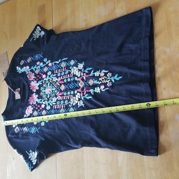 DRIFTWOOD Aztec Inspired Embroidered Top - Picture 6 of 8